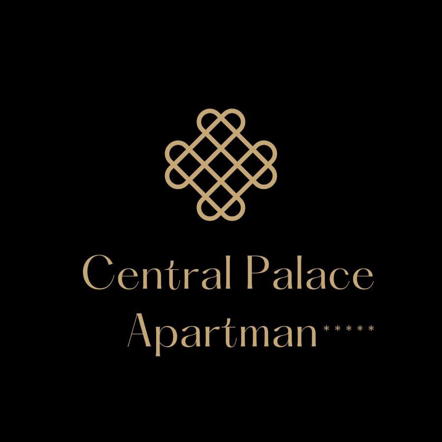 Central Palace Apartman Debrecen Exteriör bild